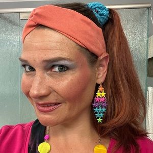 Meet your Posher, Priscilla